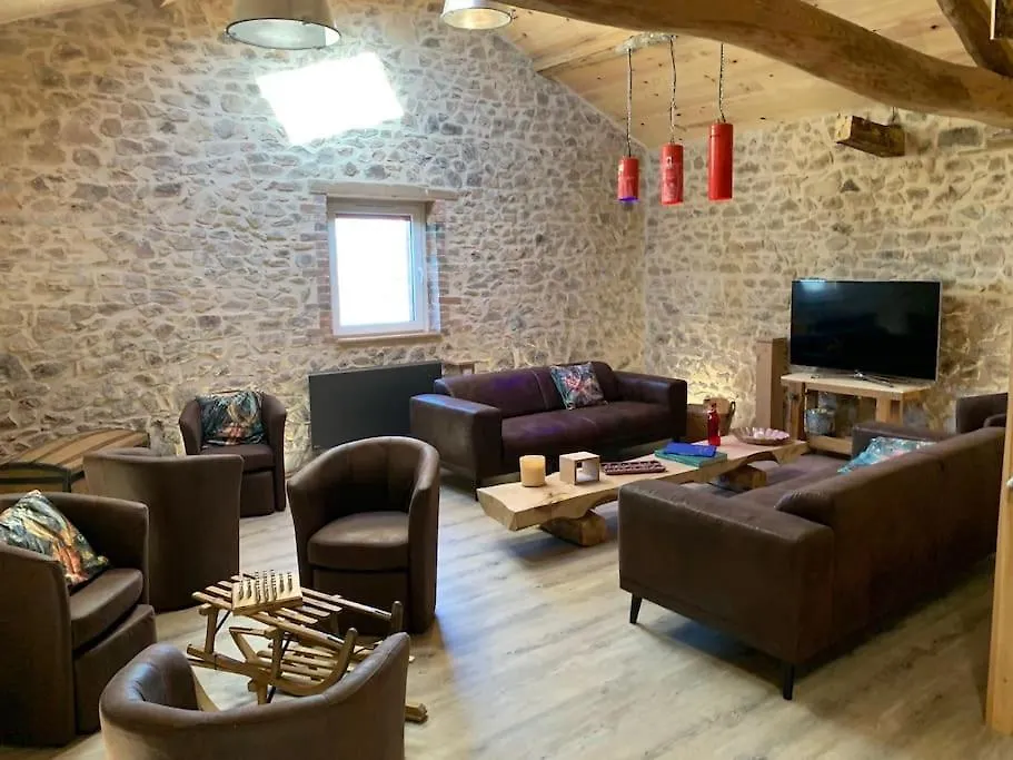 Villa Le Pas Sans Peine à Le Cergne 0*,