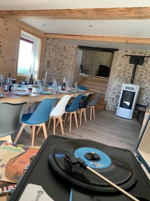 Villa Le Pas Sans Peine à Le Cergne France