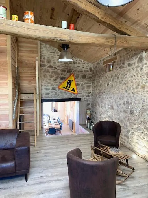 Hébergement de vacances Villa Le Pas Sans Peine à Le Cergne France